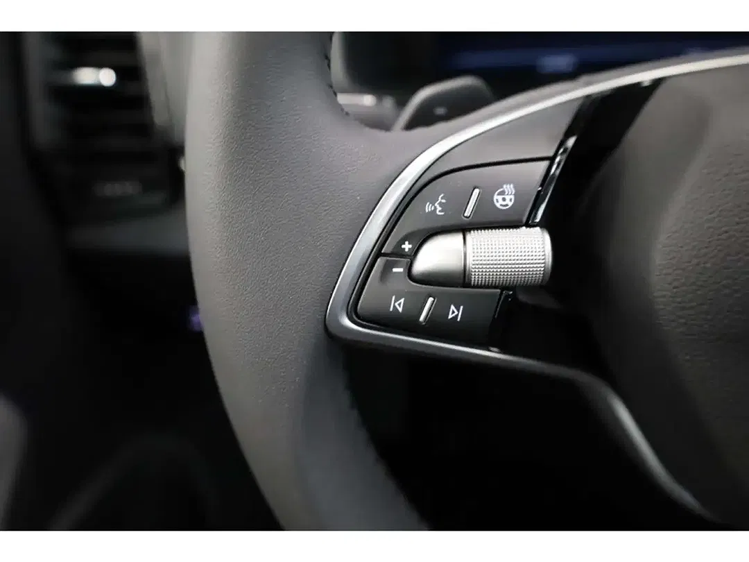 Skoda Karoq - Thumbnail 9