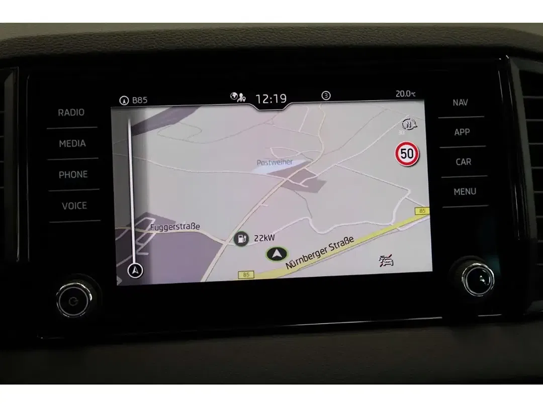 Skoda Karoq - Thumbnail 11
