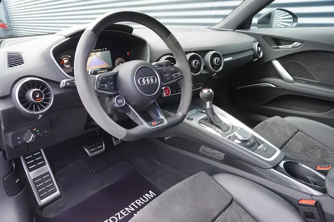 Audi TT RS - Thumbnail 13