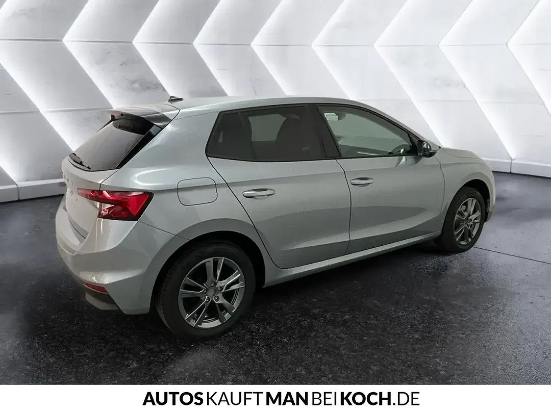 Skoda Fabia - Thumbnail 3