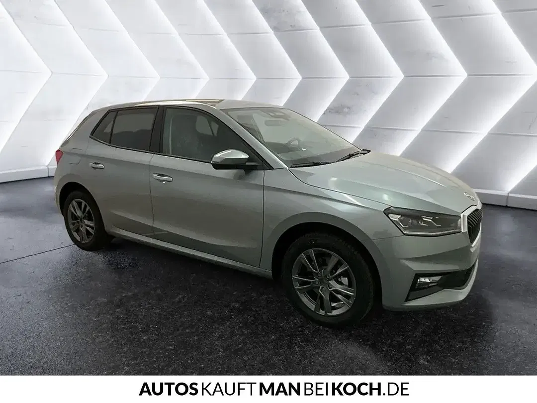 Skoda Fabia - Thumbnail 4