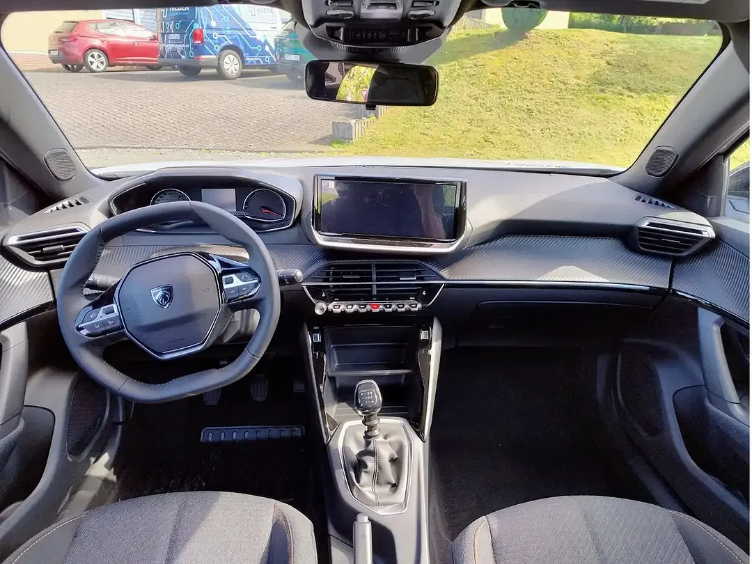 Peugeot 2008 - Thumbnail 6