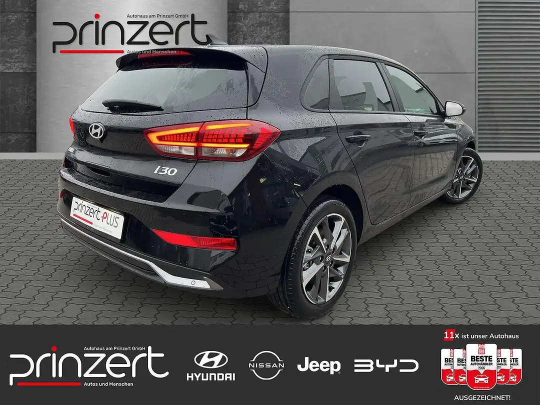 Hyundai i30 - Thumbnail 3