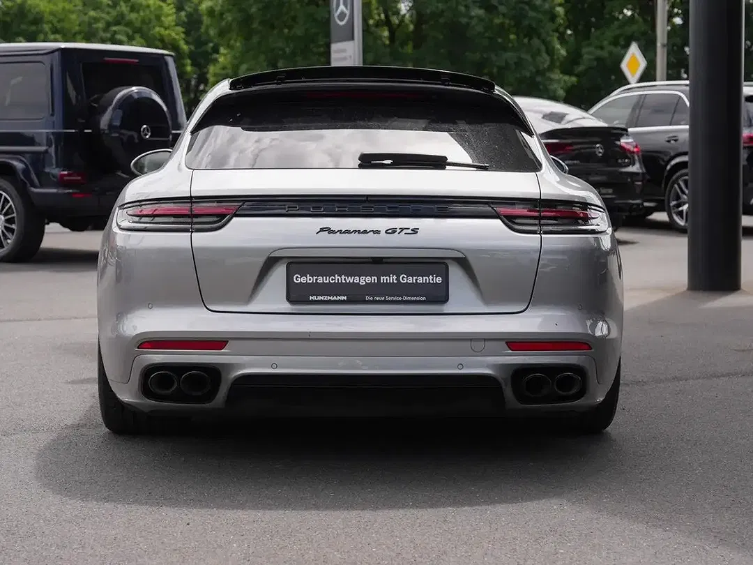 Porsche Panamera - Thumbnail 4