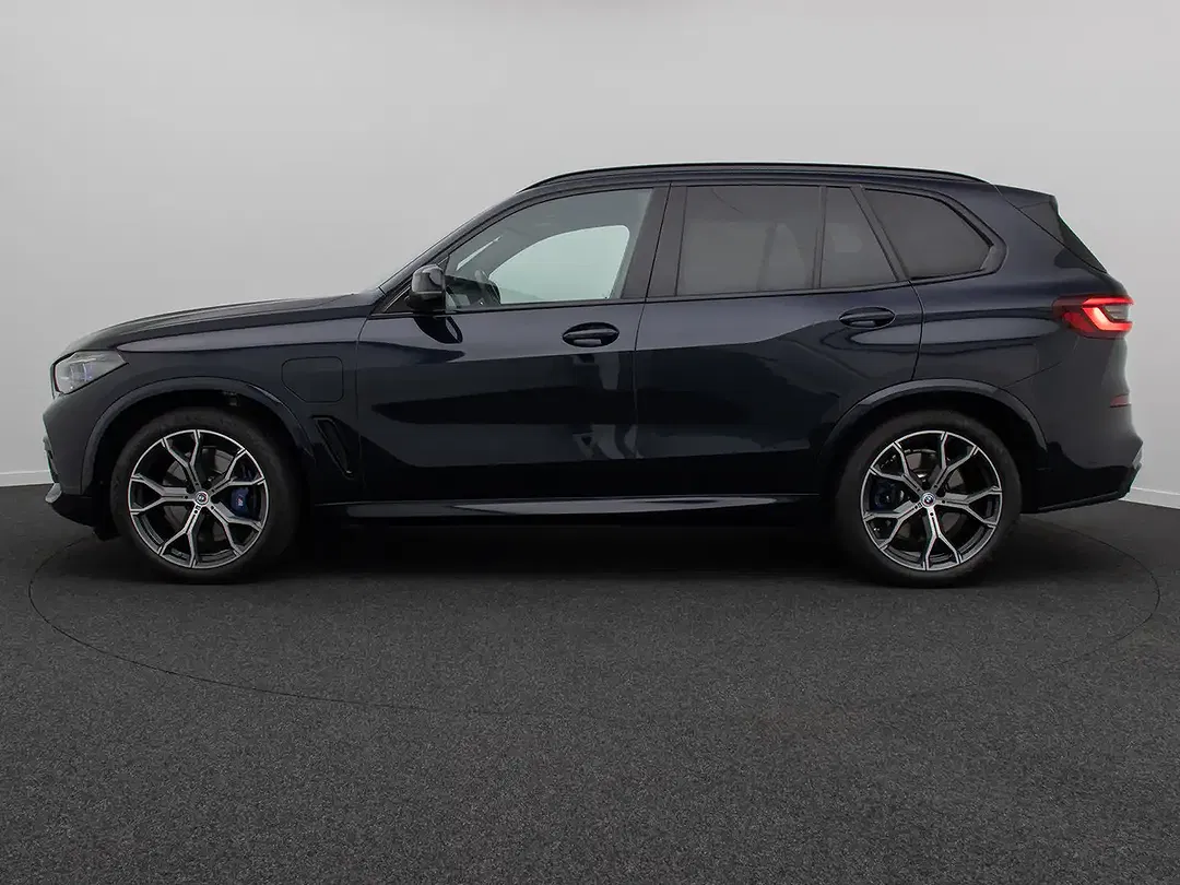 BMW X5 - Thumbnail 11