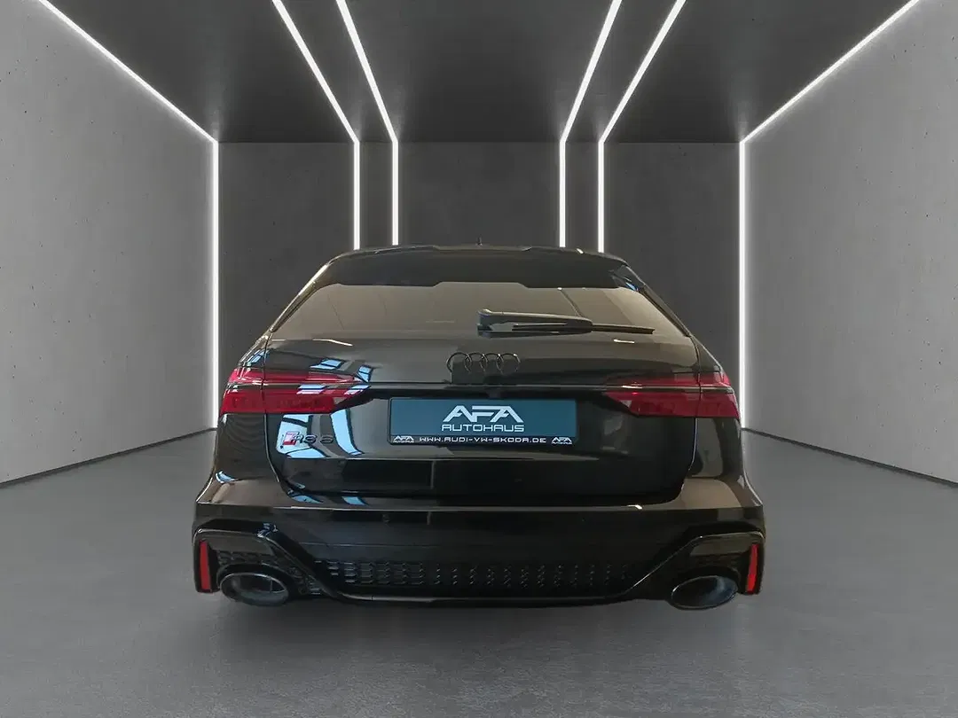 Audi RS6 - Thumbnail 6