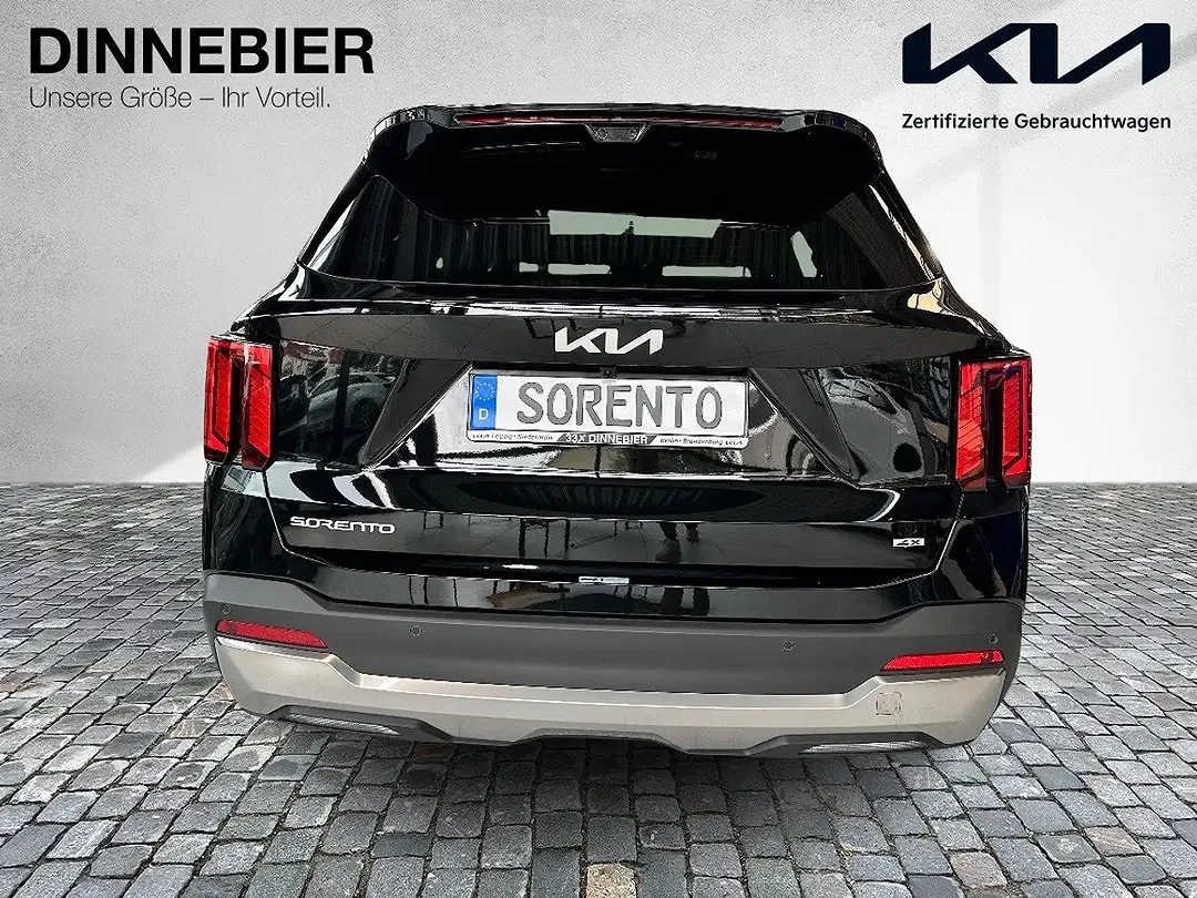 Kia Sorento - Thumbnail 2