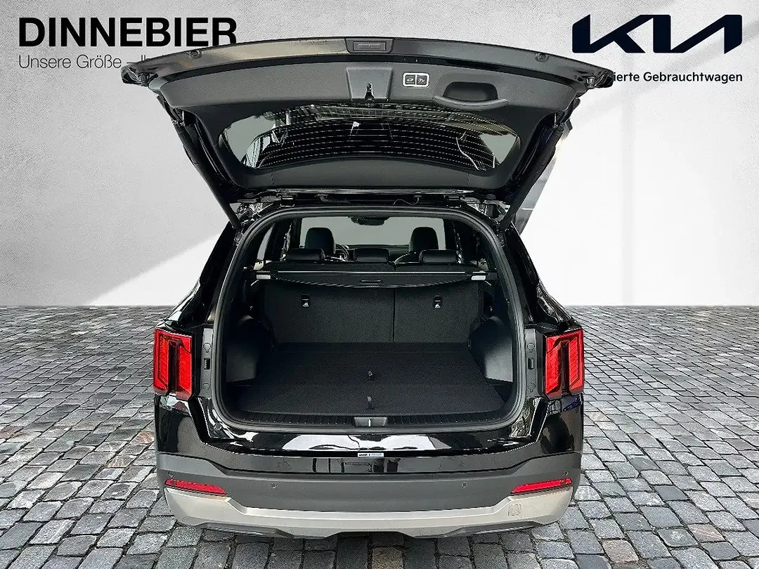 Kia Sorento - Thumbnail 3