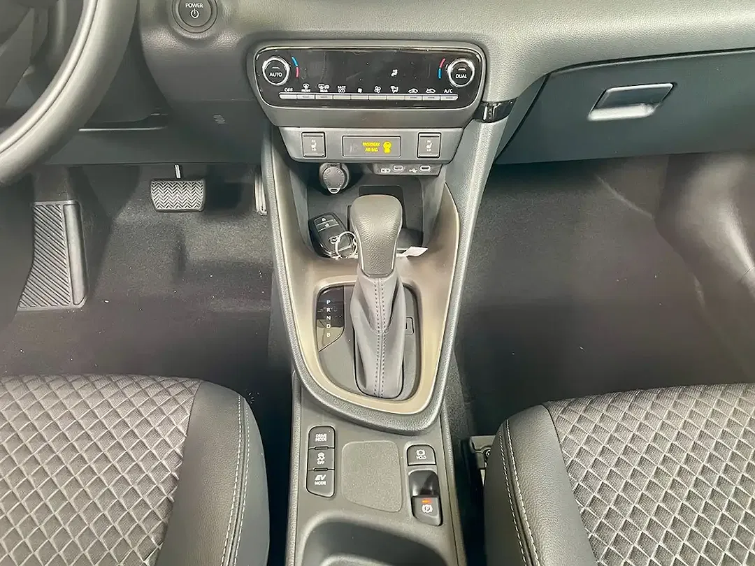 Mazda 2 - Thumbnail 12