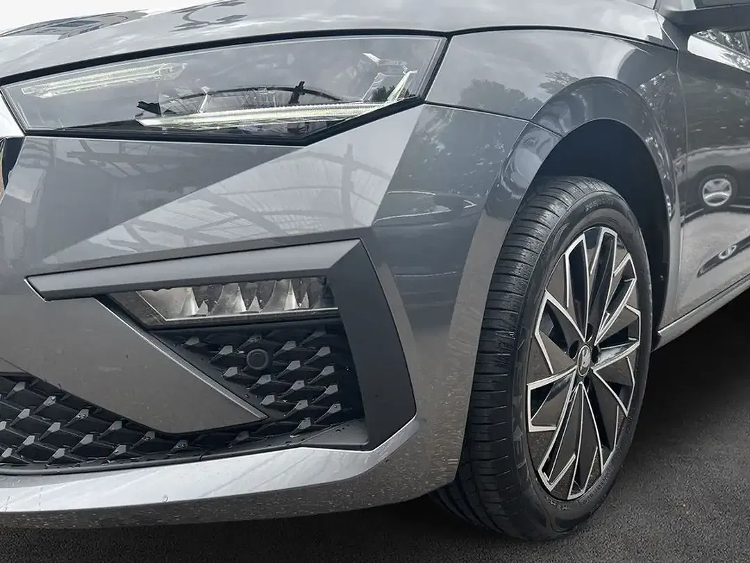 Skoda Scala - Thumbnail 4