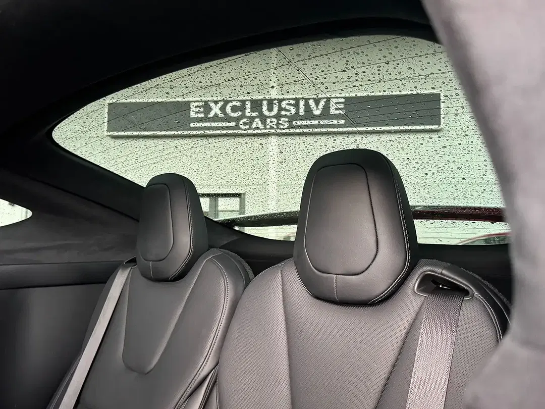 Tesla Model X - Thumbnail 5