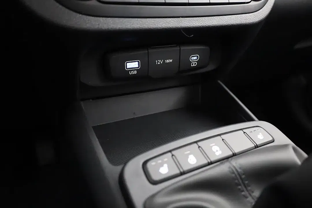 Hyundai i10 - Thumbnail 12