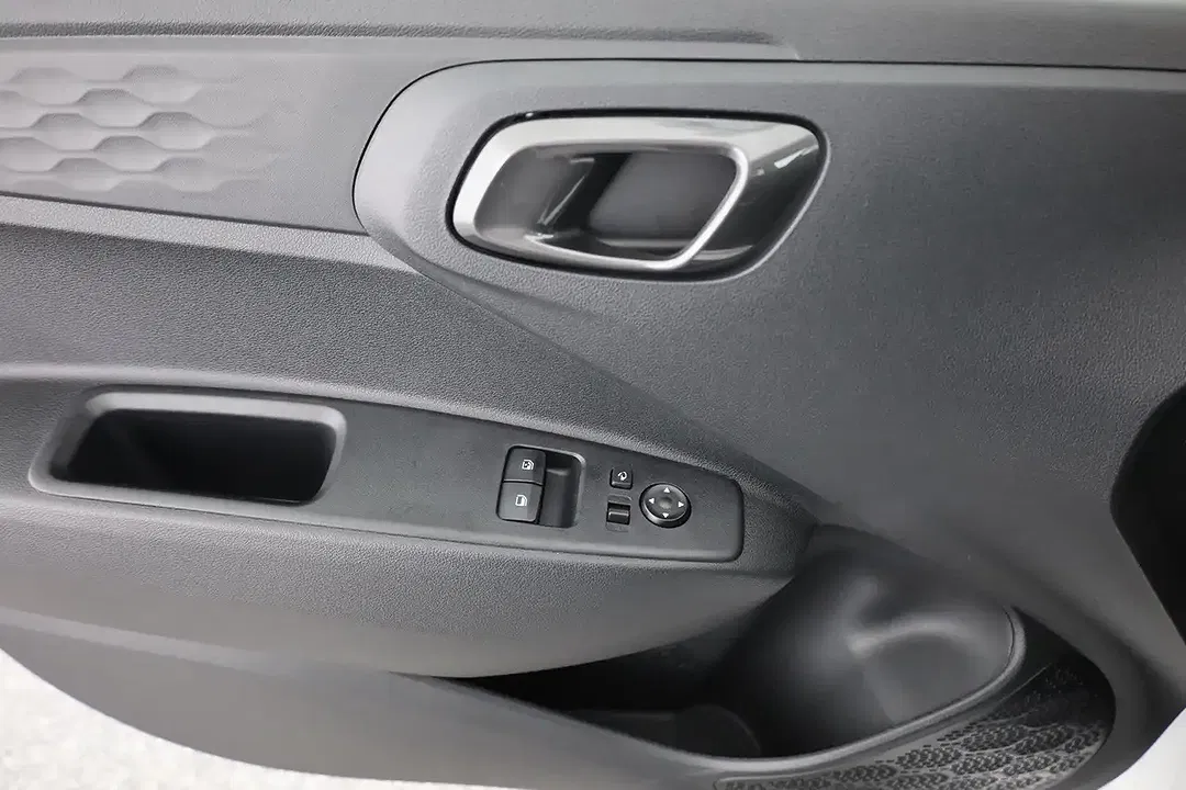 Hyundai i10 - Thumbnail 21