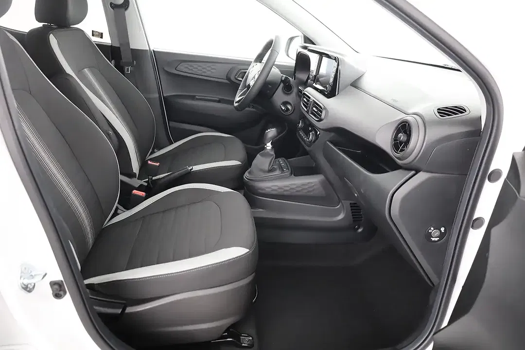 Hyundai i10 - Thumbnail 23