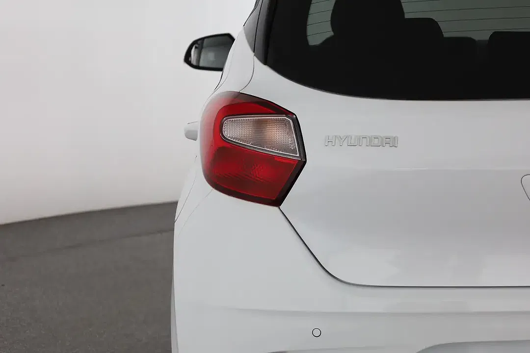 Hyundai i10 - Thumbnail 28