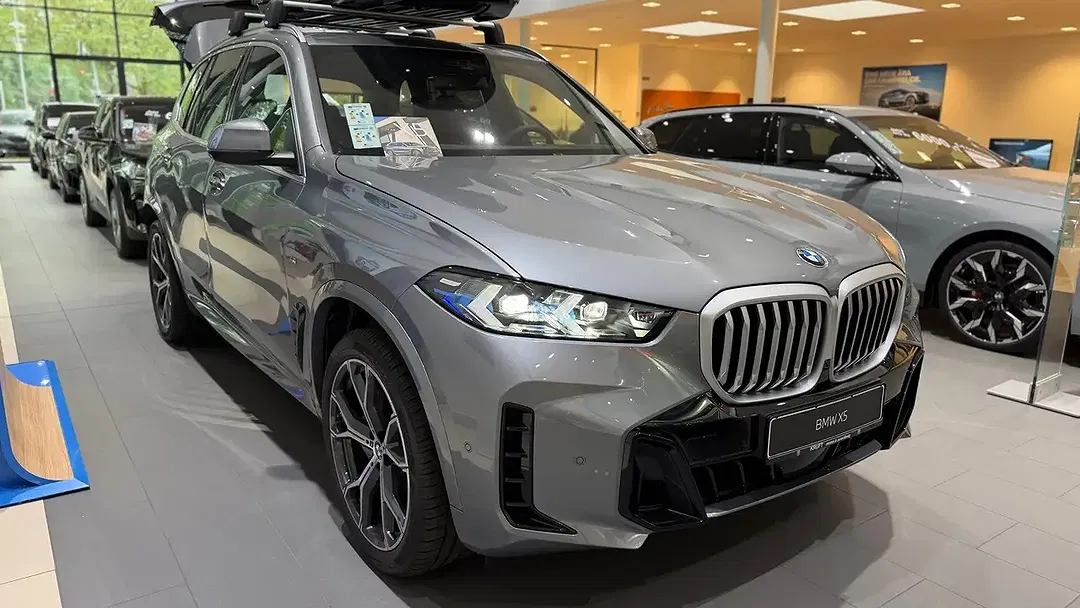 BMW X5 - Thumbnail 2