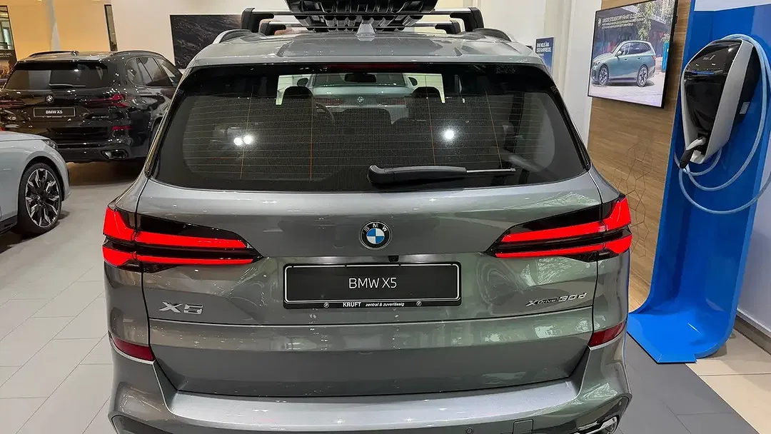 BMW X5 - Thumbnail 6
