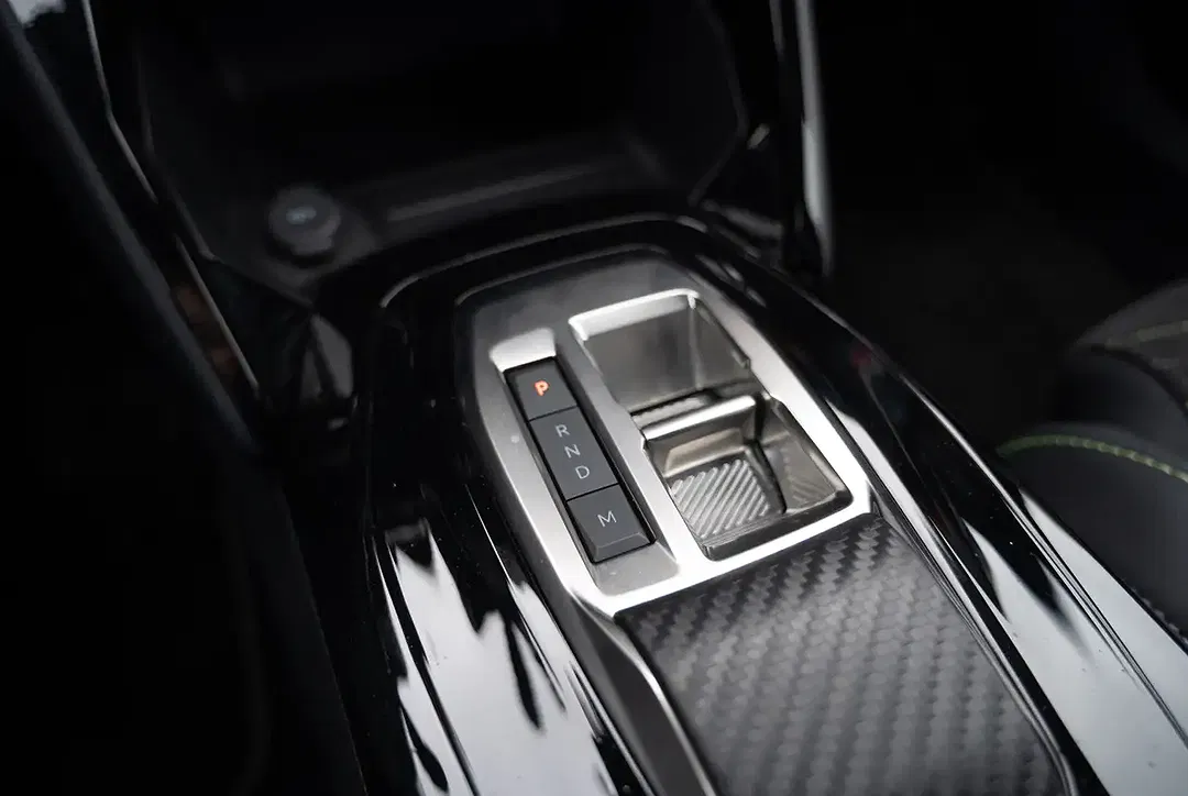 Peugeot 2008 - Thumbnail 10