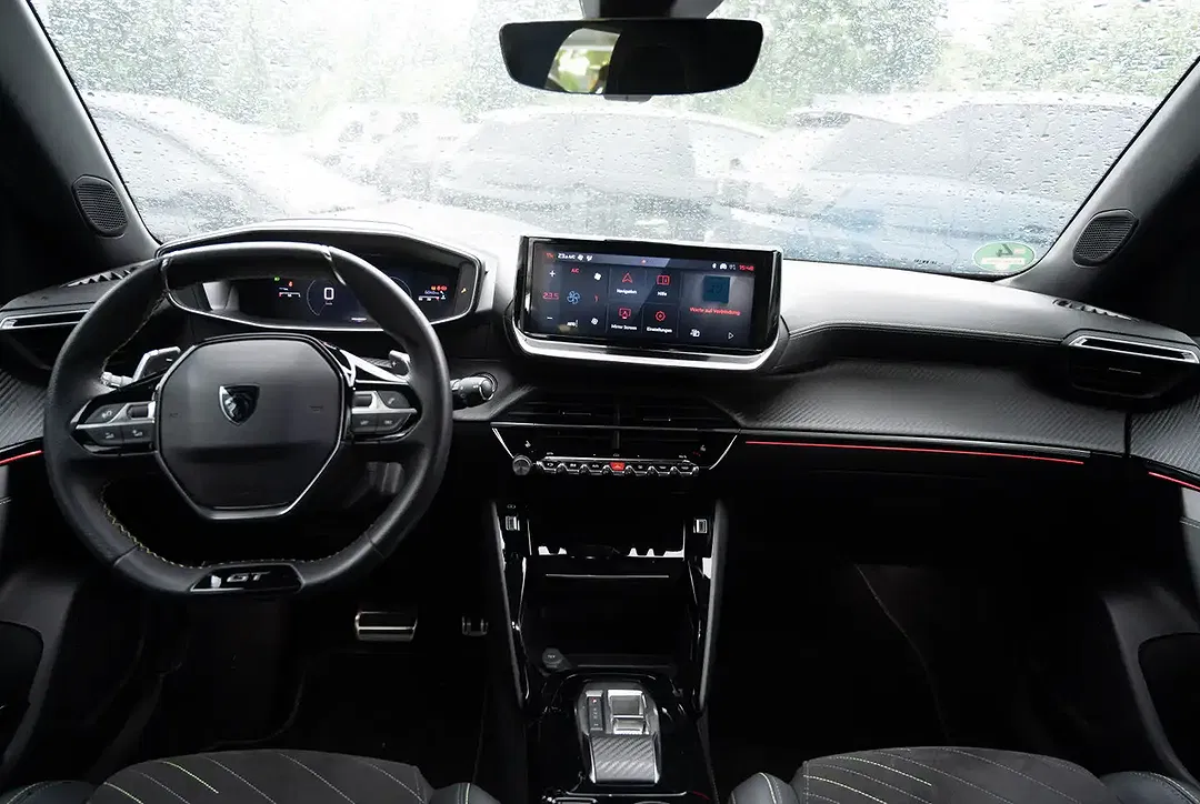 Peugeot 2008 - Thumbnail 5