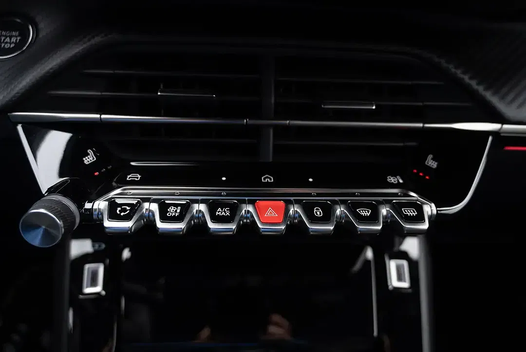 Peugeot 2008 - Thumbnail 9