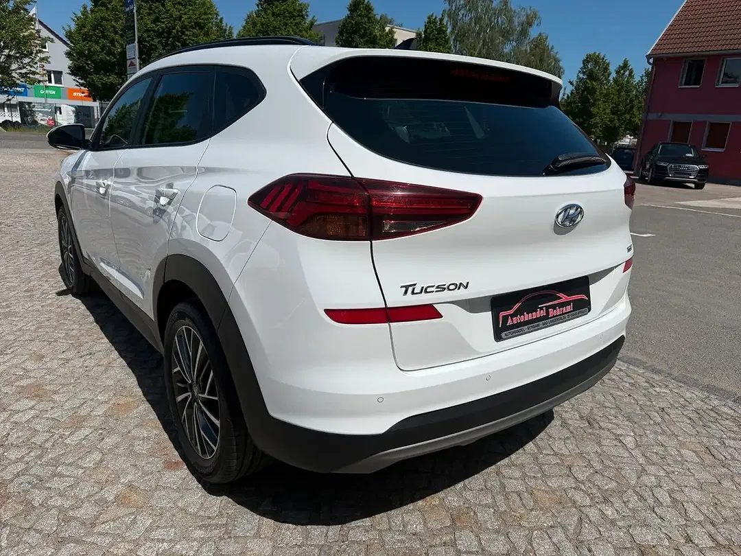 Hyundai TUCSON - Thumbnail 5