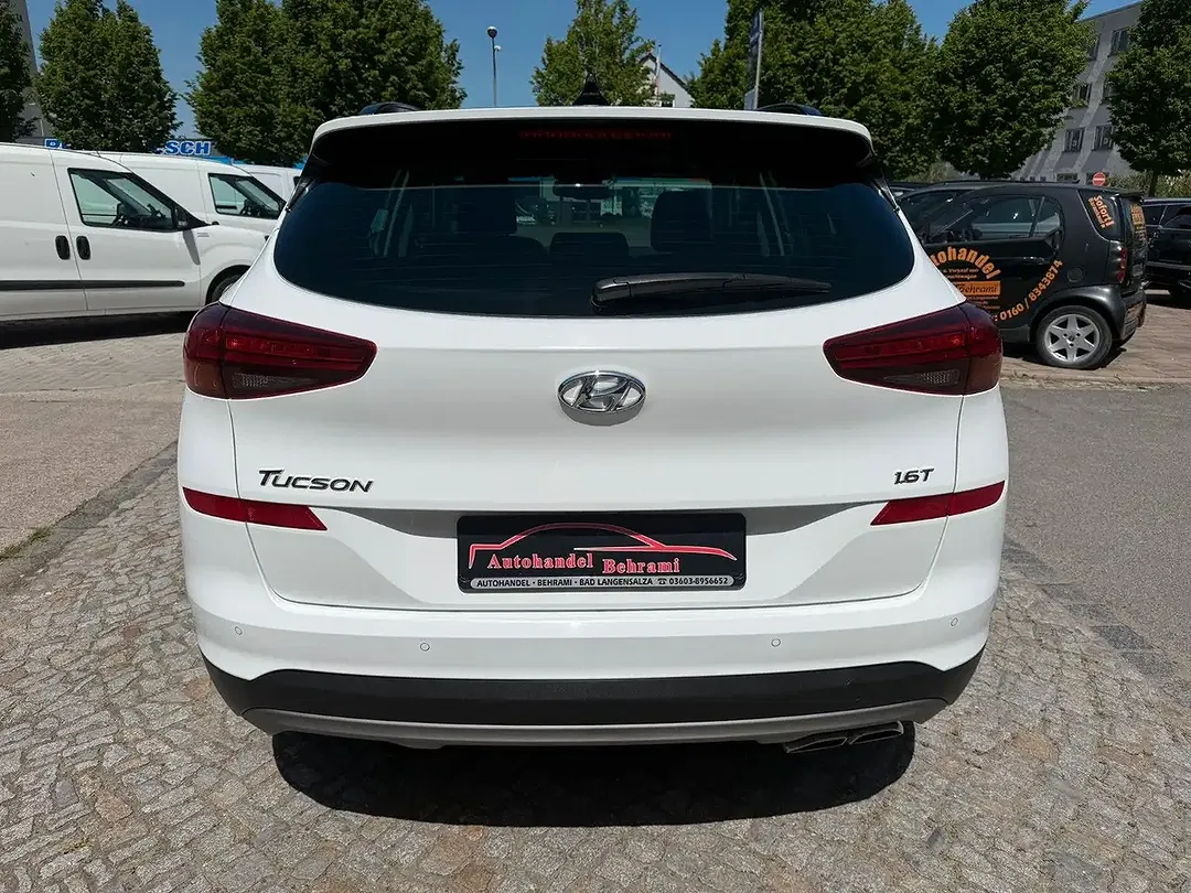 Hyundai TUCSON - Thumbnail 8