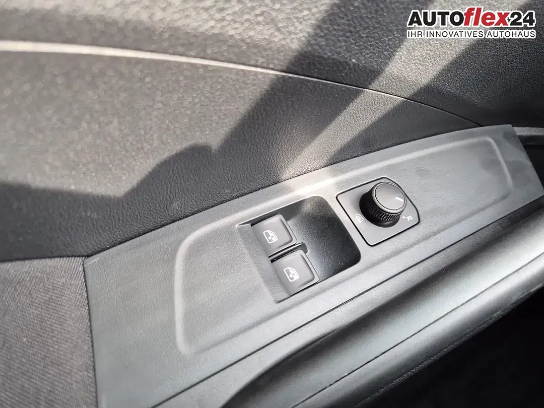 Skoda Fabia - Thumbnail 12