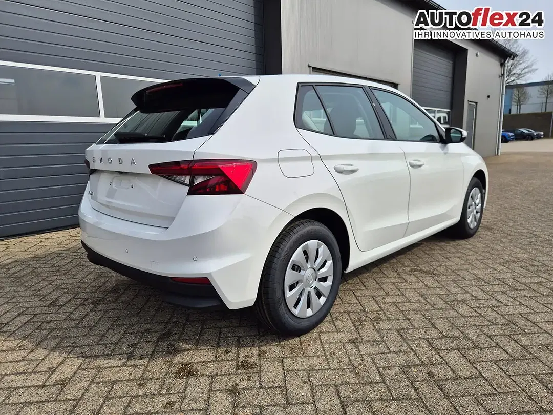 Skoda Fabia - Thumbnail 3