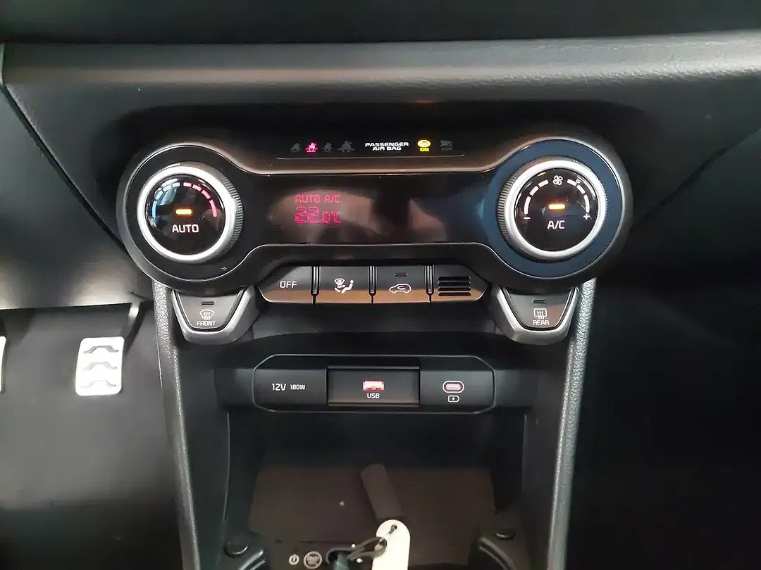 Kia Picanto - Thumbnail 11