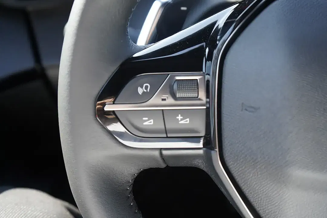 Peugeot 2008 - Thumbnail 12