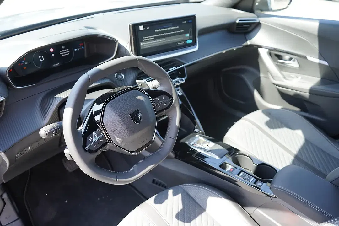 Peugeot 2008 - Thumbnail 7