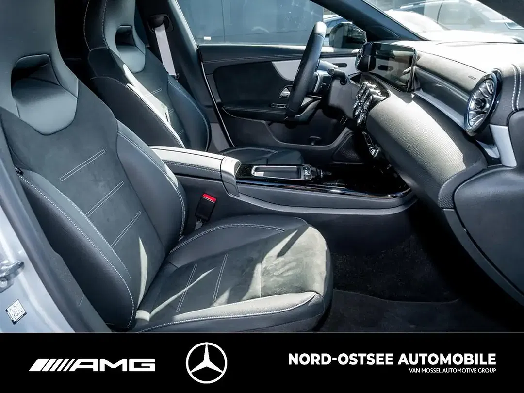 Mercedes-Benz CLA 200 - Thumbnail 10