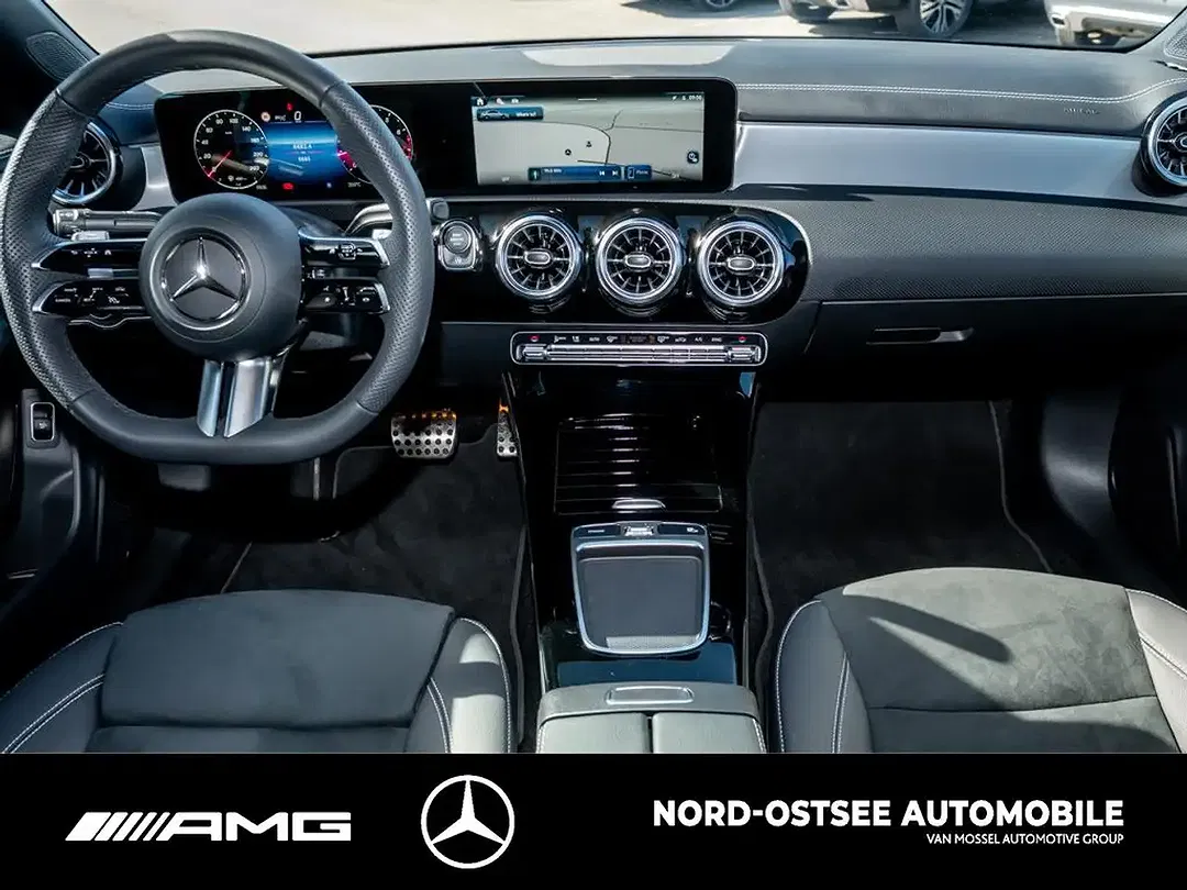 Mercedes-Benz CLA 200 - Thumbnail 12