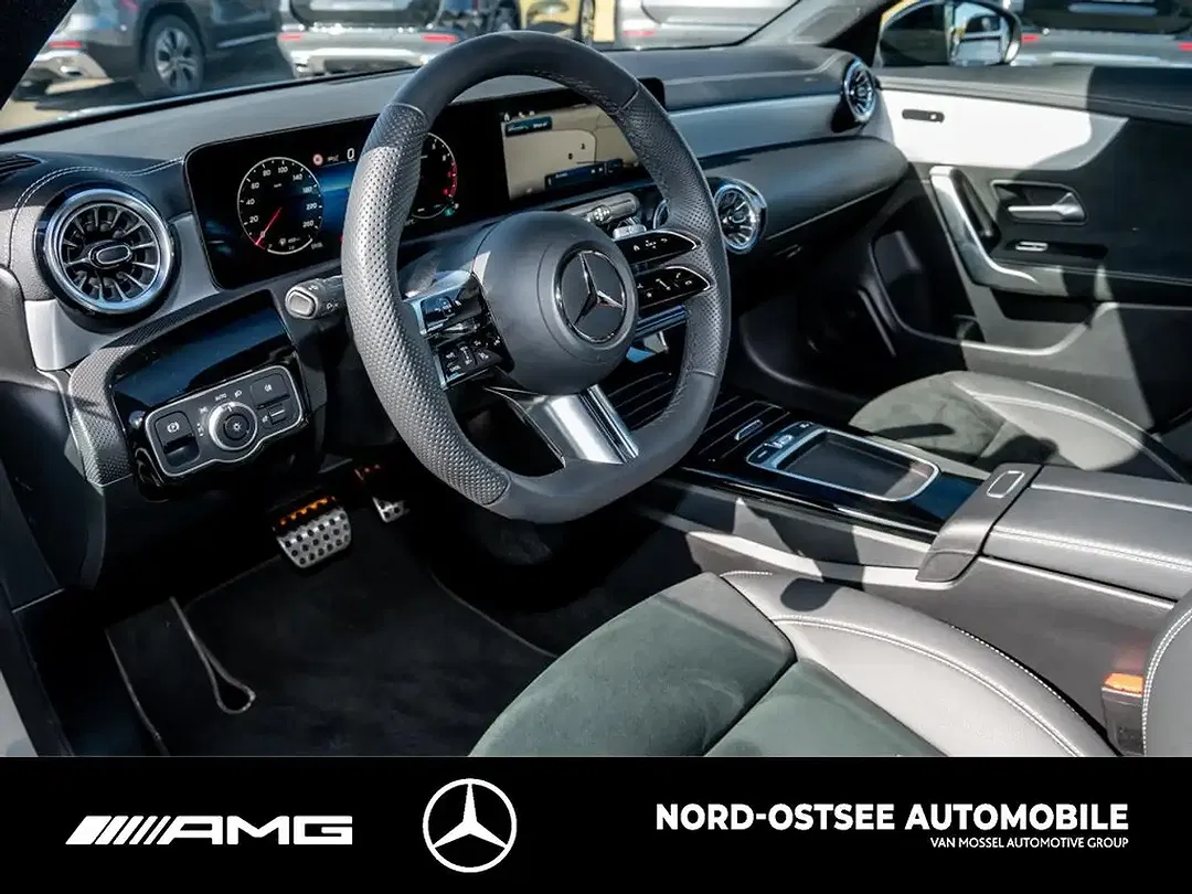 Mercedes-Benz CLA 200 - Thumbnail 7