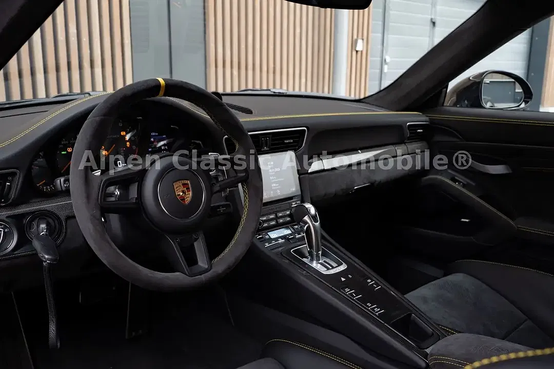 Porsche 991 - Thumbnail 5