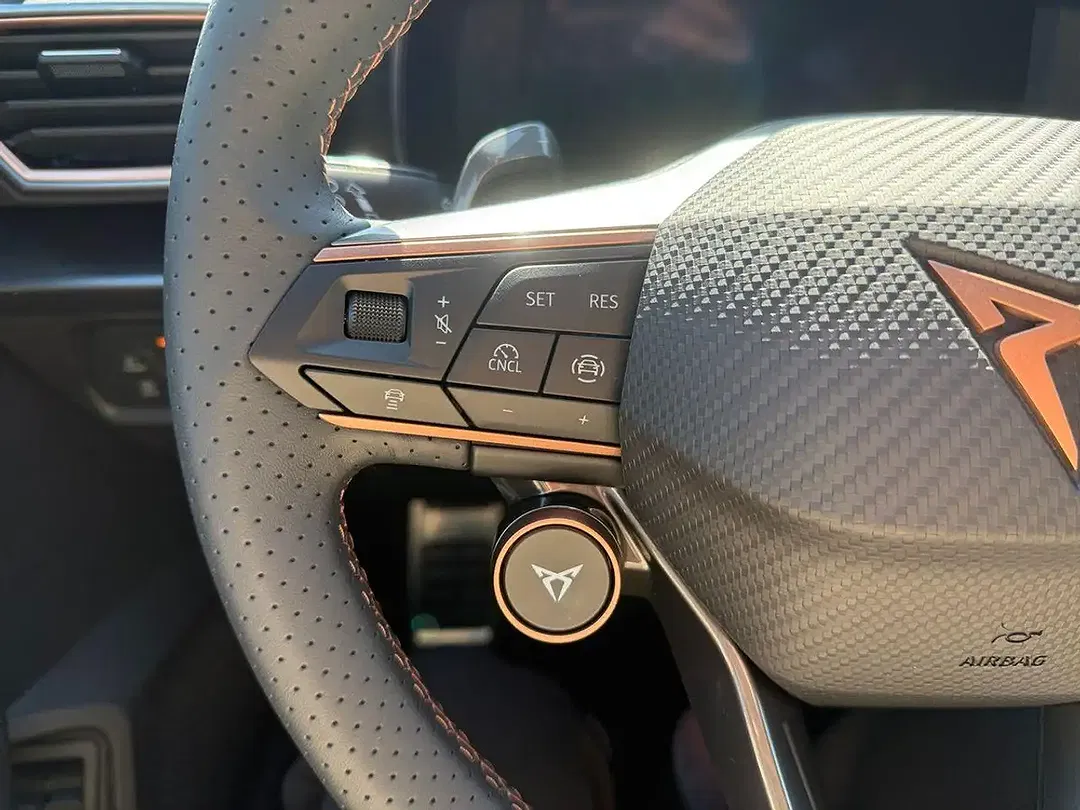 CUPRA Leon - Thumbnail 15