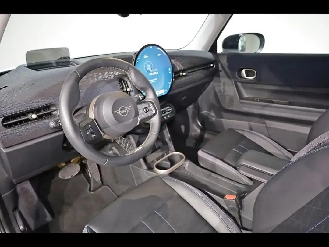 MINI Cooper C - Thumbnail 6