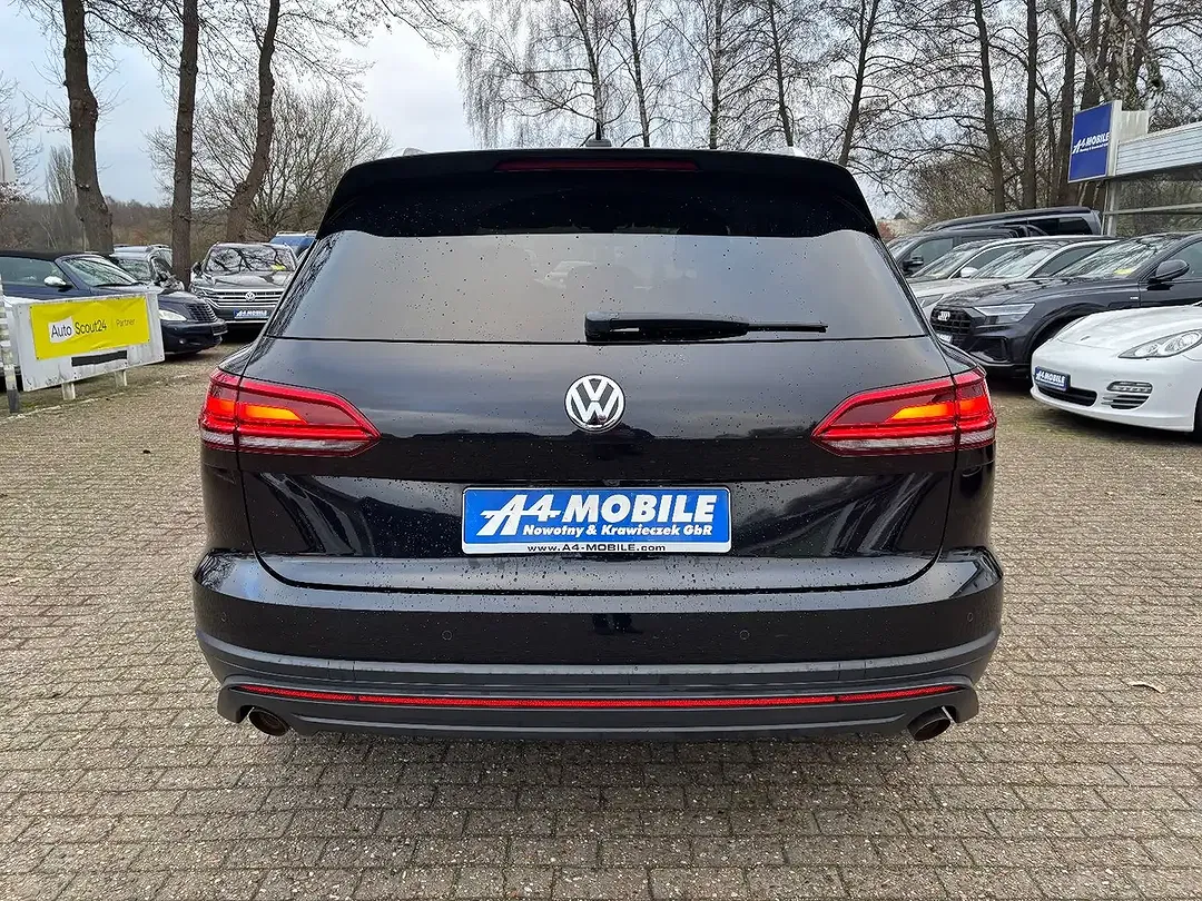 Volkswagen Touareg - Thumbnail 6