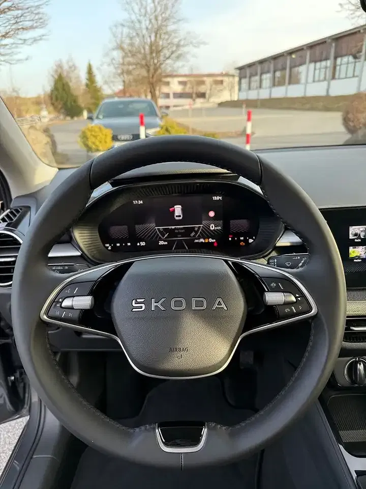 Skoda Fabia - Thumbnail 12