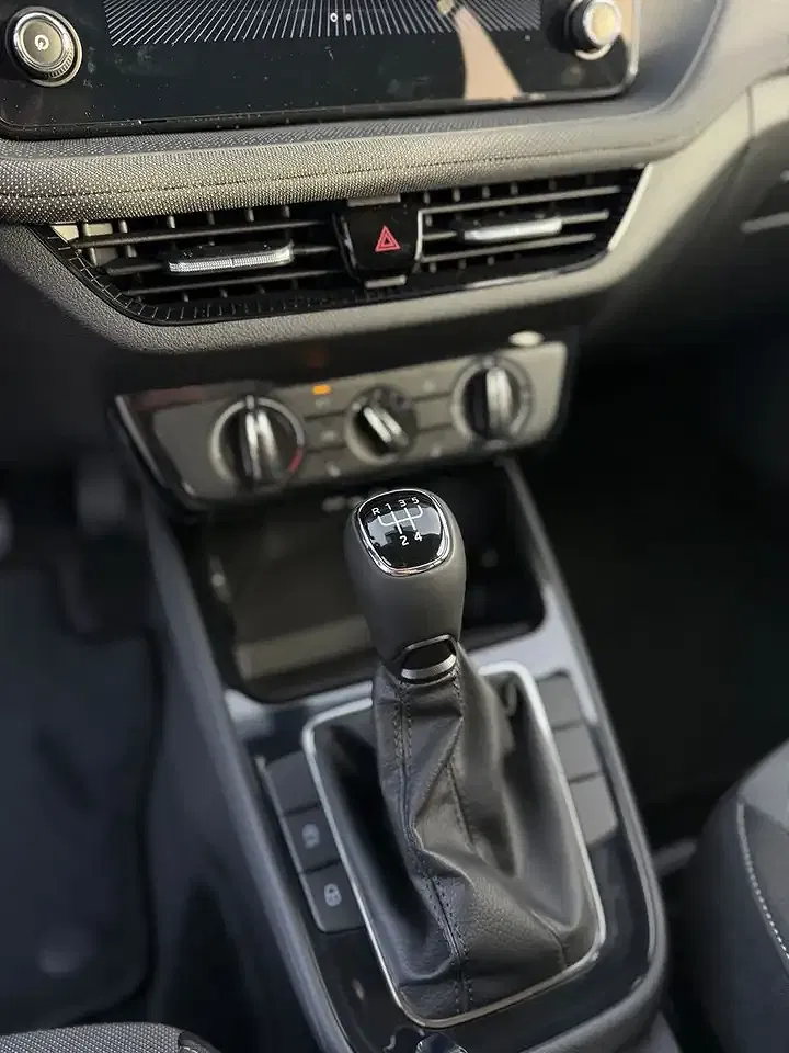 Skoda Fabia - Thumbnail 14