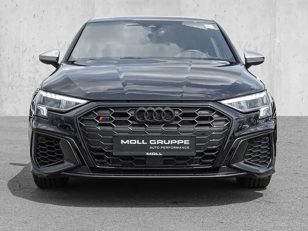 Audi S3 - Thumbnail 3