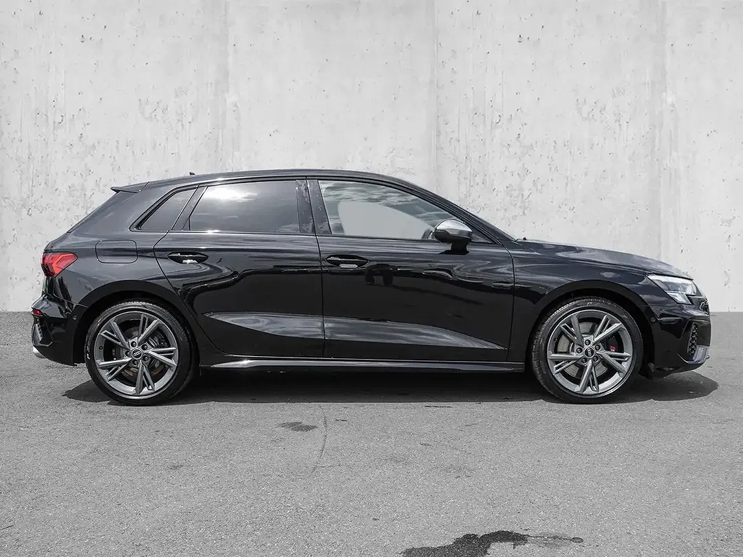 Audi S3 - Thumbnail 5