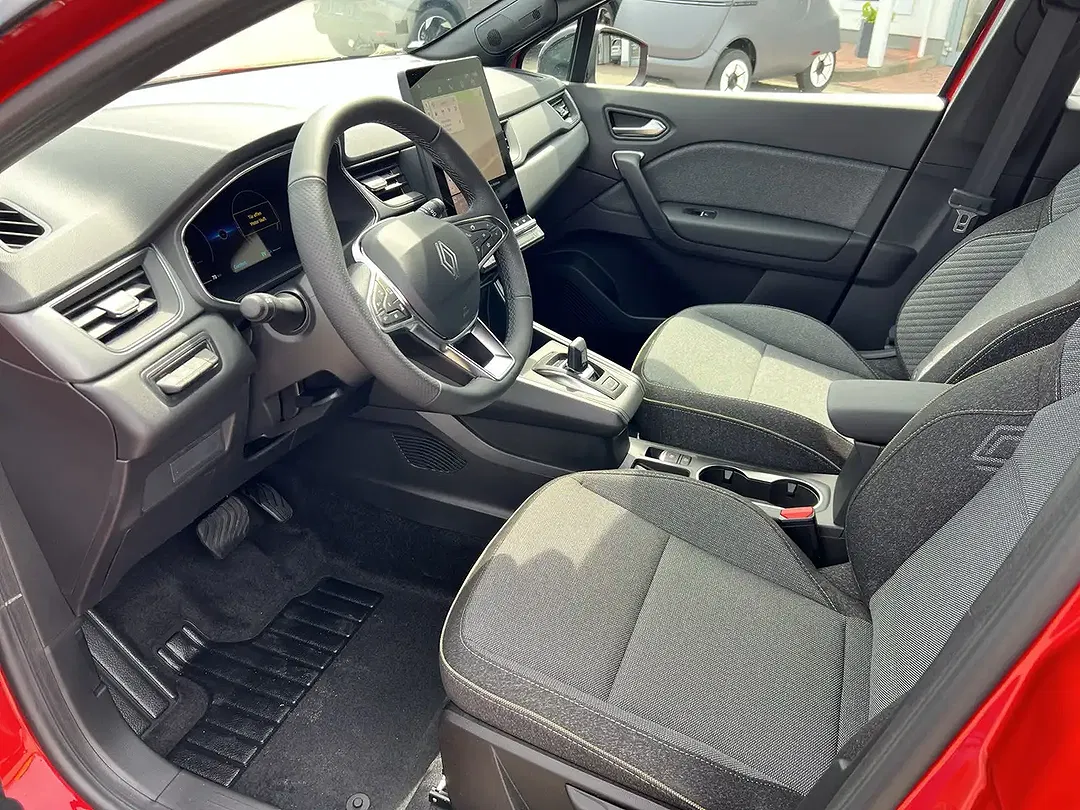 Renault Captur - Thumbnail 5