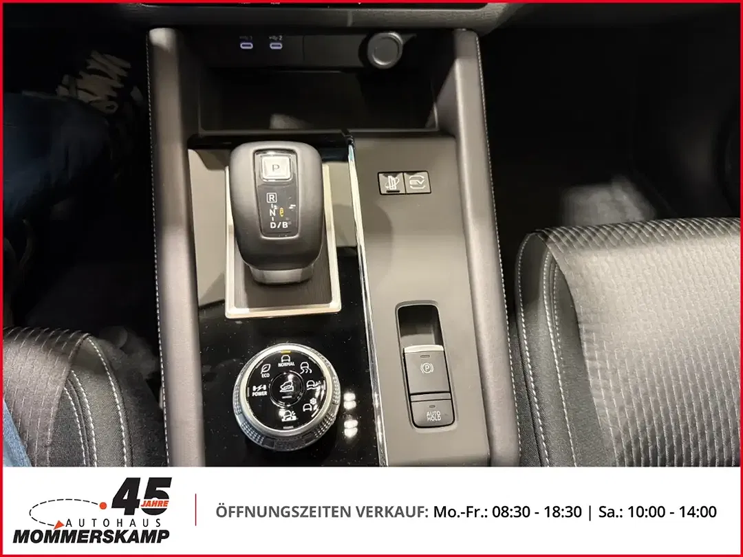 Mitsubishi Outlander - Thumbnail 15