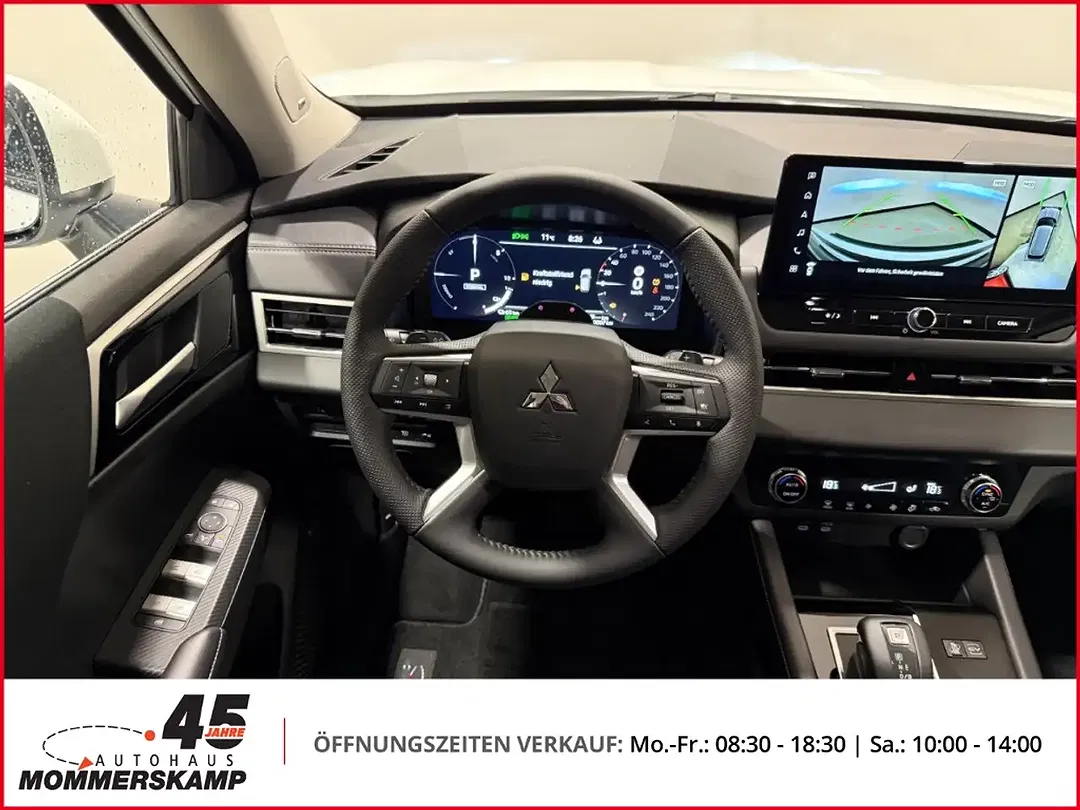 Mitsubishi Outlander - Thumbnail 9