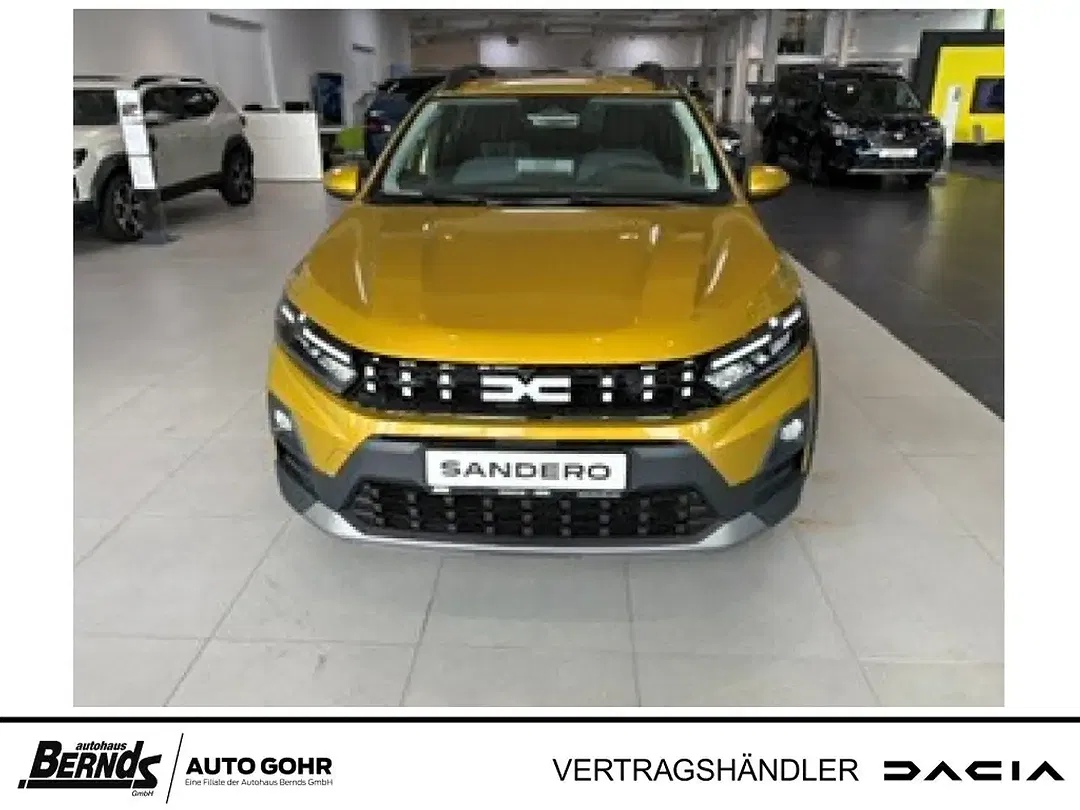 Dacia Sandero - Thumbnail 3