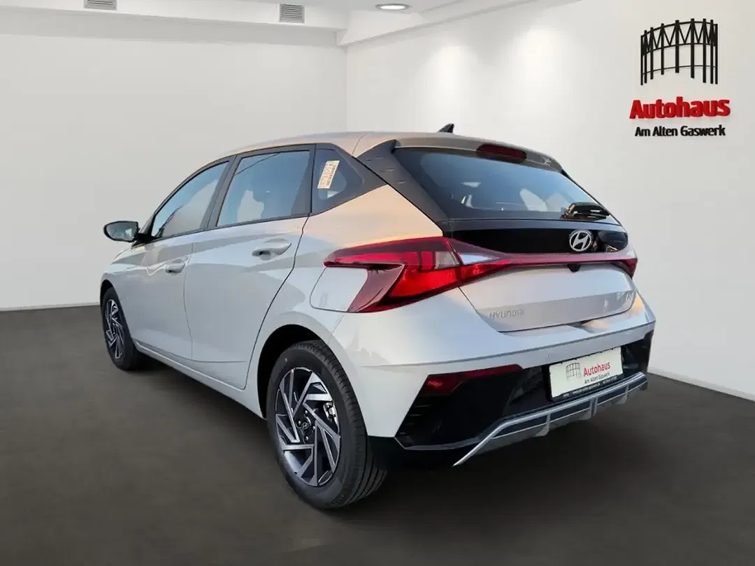 Hyundai i20 - Thumbnail 4