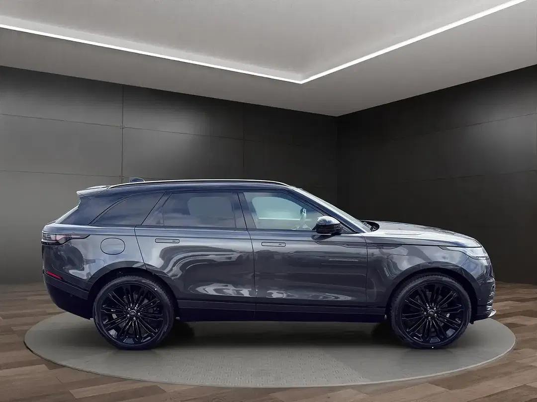 Land Rover Range Rover Velar - Thumbnail 3