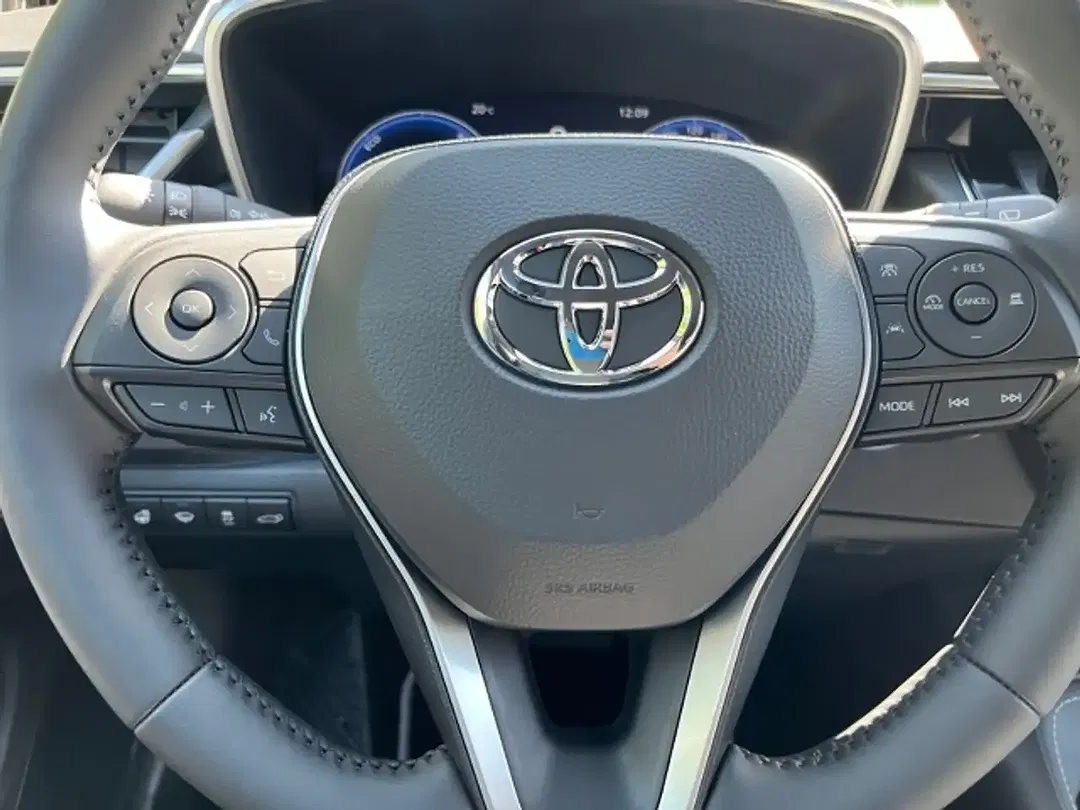 Toyota Corolla - Thumbnail 11
