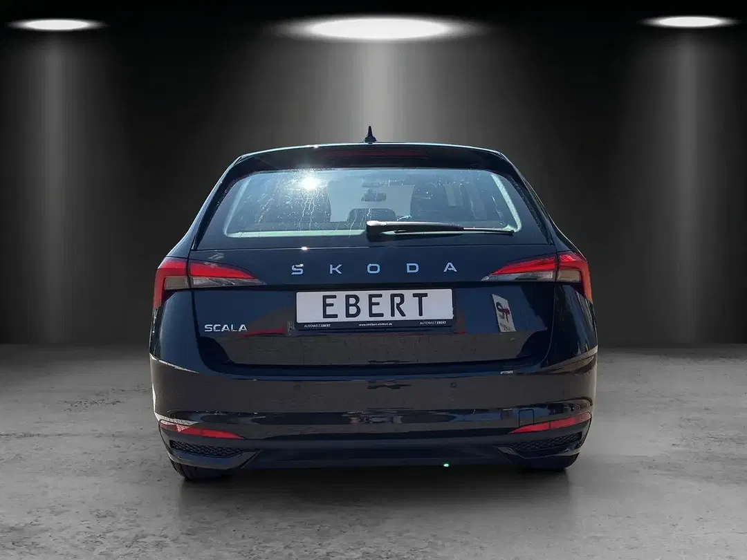 Skoda Scala - Thumbnail 4